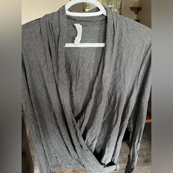 Blue/greyLulu Lemon size 10 - Picture 2 of 2